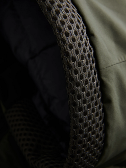 PeakPerformance PEAK PERFORMANCE BLACKFIRE DOWN JACKET WOMEN Forest Night Olive -Snow Kleding Verkoopwinkel scherm afbeelding 2022 11 30 om 11.09.45