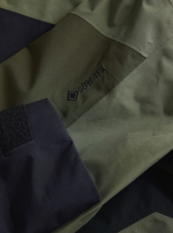 PeakPerformance PEAK PERFORMANCE MEN'S GRAVITY GORE-TEX 2L JACKET Pine Needle -Snow Kleding Verkoopwinkel scherm afbeelding 2023 02 07 om 11.35.48