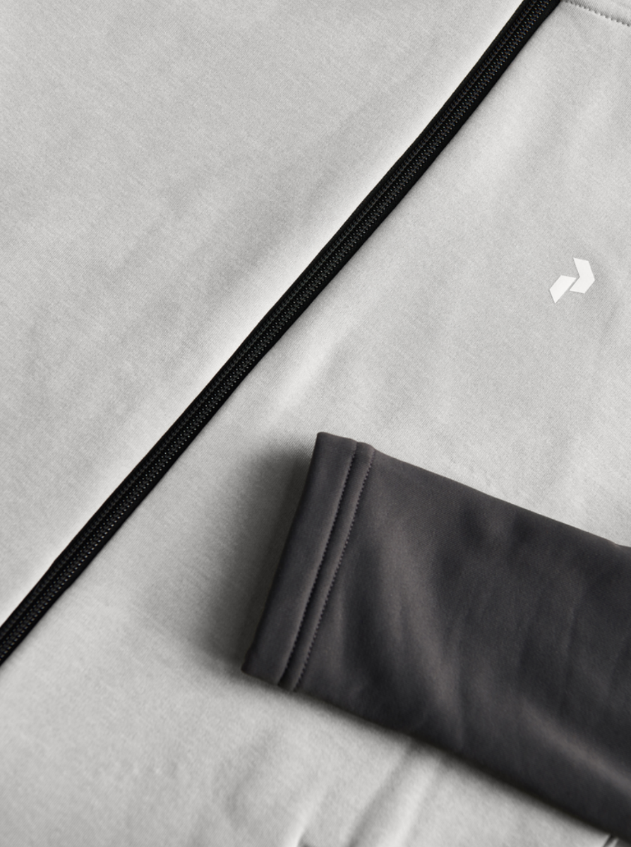 PeakPerformance PEAK PERFORMANCE WOMEN'S RIDER ZIP HOOD Med Grey Melange / Motion Grey 7 PeakPerformance PEAK PERFORMANCE WOMEN'S RIDER ZIP HOOD Med Grey Melange / Motion Grey - Afbeelding 5