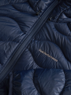 PeakPerformance PEAK PERFORMANCE HELIUM DOWN HOOD WOMEN Blue Shadow -Snow Kleding Verkoopwinkel schermafbeelding 2022 03 29 om 12.25.08