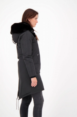 AIRFORCE DOUBLE ZIP FISHTAIL PARKA Black -Snow Kleding Verkoopwinkel schermafbeelding 2022 09 30 om 12.21.24
