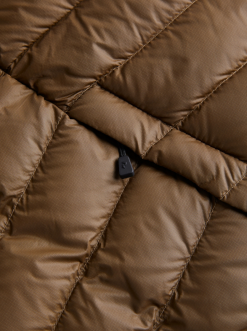 PeakPerformance PEAK PERFORMANCE MEN'S FROST DOWN HOODED JACKET Woody -Snow Kleding Verkoopwinkel schermafbeelding 2022 10 10 om 15.54.38