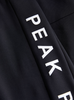 PeakPerformance PEAK PERFORMANCE RIDER SHORT PANTS WOMEN Black -Snow Kleding Verkoopwinkel schermafbeelding 2022 10 22 om 09.30.05